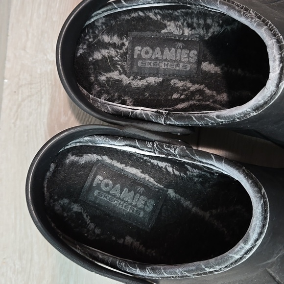 Skechers Womens Max CushionPlatform Clog Mule Insulated fur lined shoes sz 8 - Picture 6 of 12